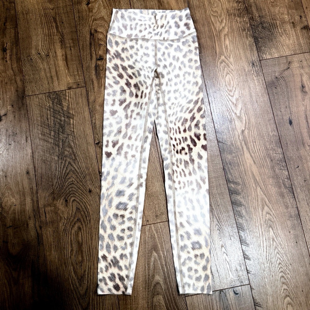 Skatie Leggings Workout Yoga Pull On Pants Women's XS Leopard Yellow RARE